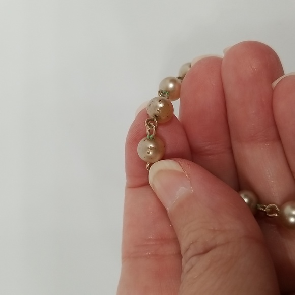 Vintage Estate Faux Pearls Sweater Clip with Rhinestones - Picture 5 of 5